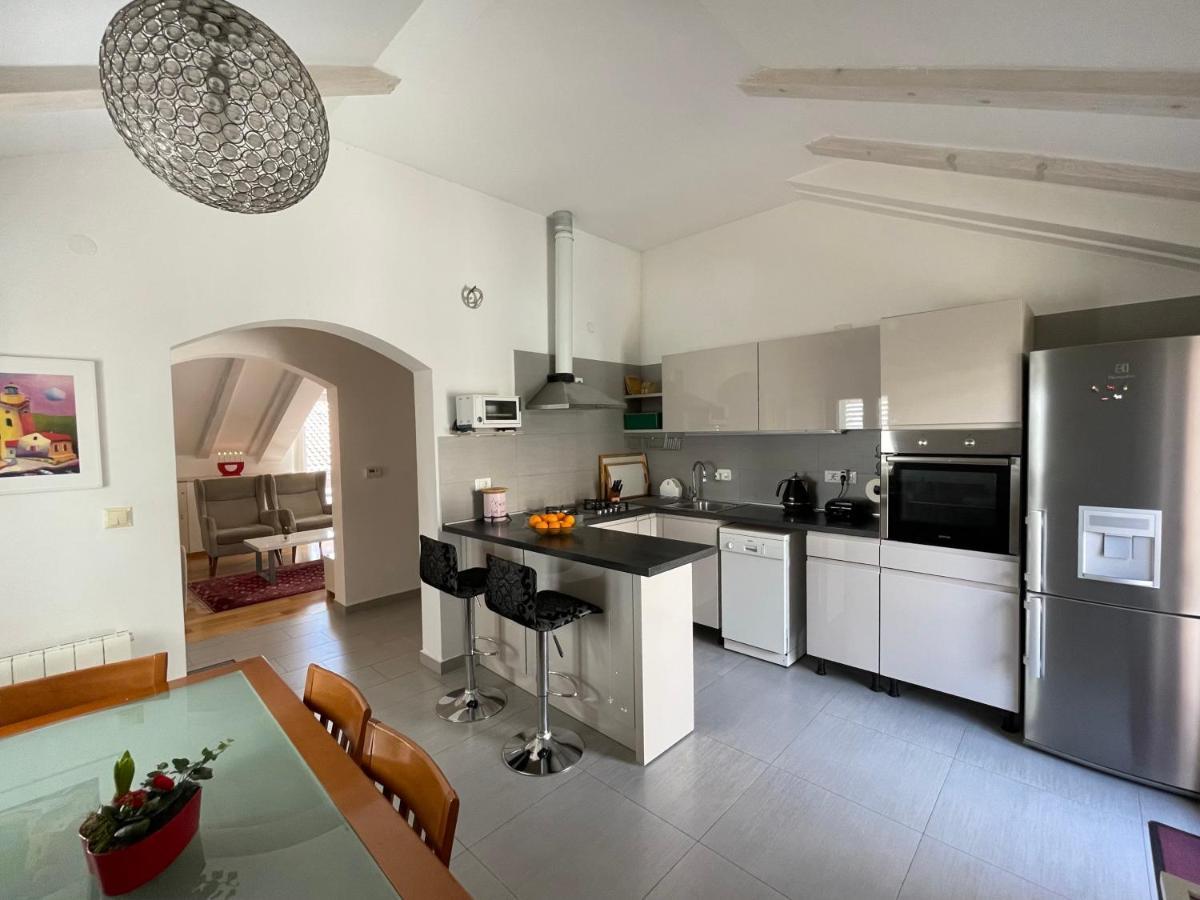 Holiday Residence Zvono มลินี ภายนอก รูปภาพ